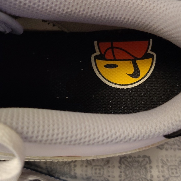 Nike Air Force 1 one hundred sticker youth size 7 - Picture 6 of 11